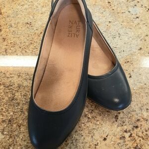 NATURALIZER SHOES FLATS